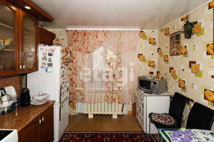3-комн квартира Новотуринский п., 7