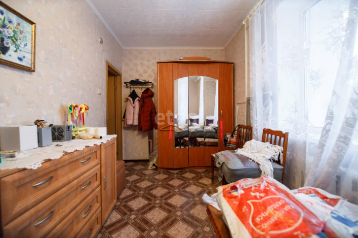 3-комн квартира Октябрьская, 6