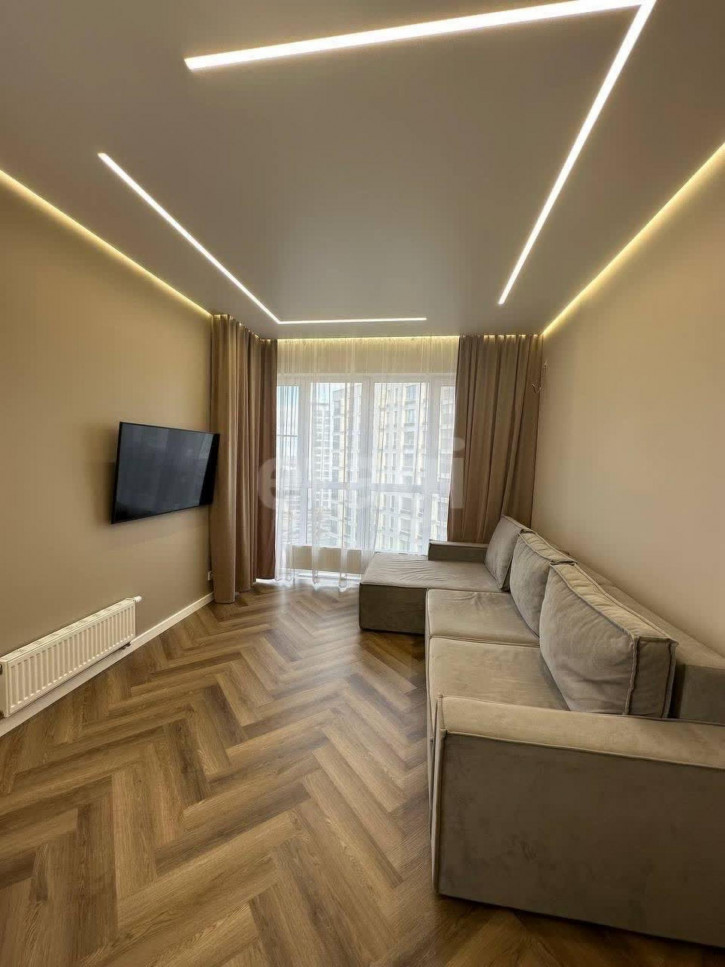 2-комн квартира Сергея Джанбровского, 17