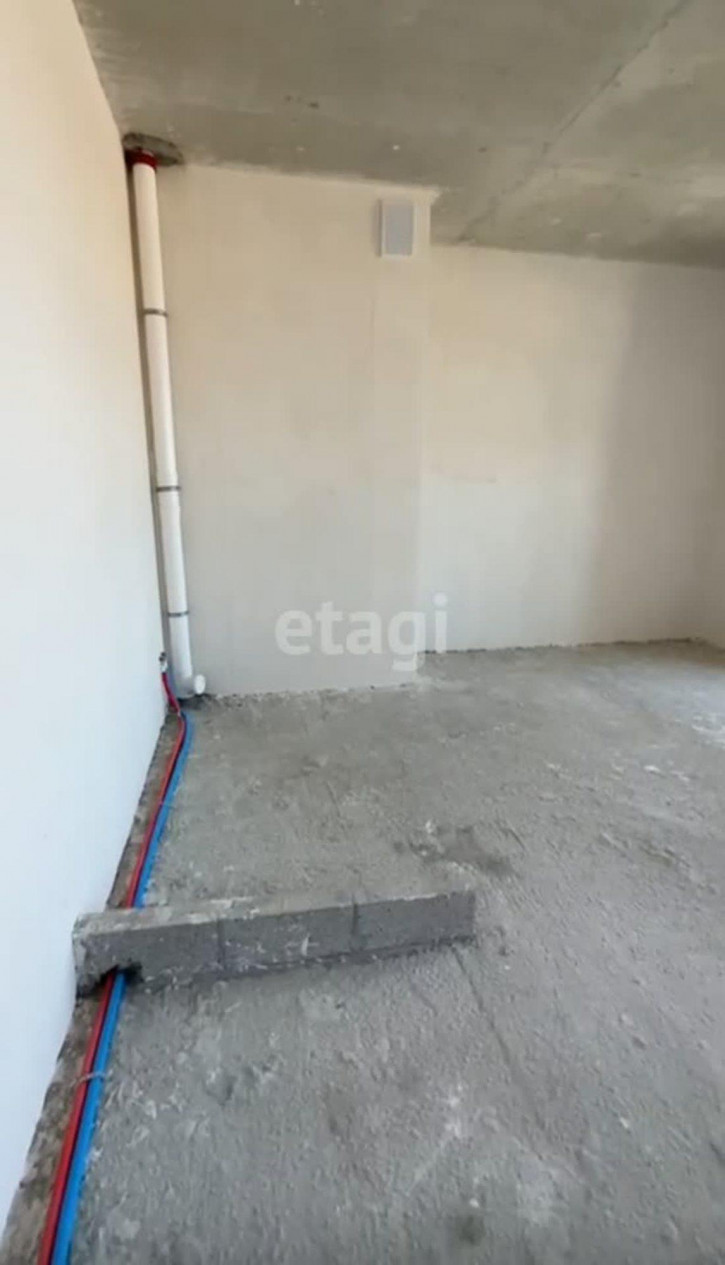 1-комн квартира Пожарных и спасателей, 1