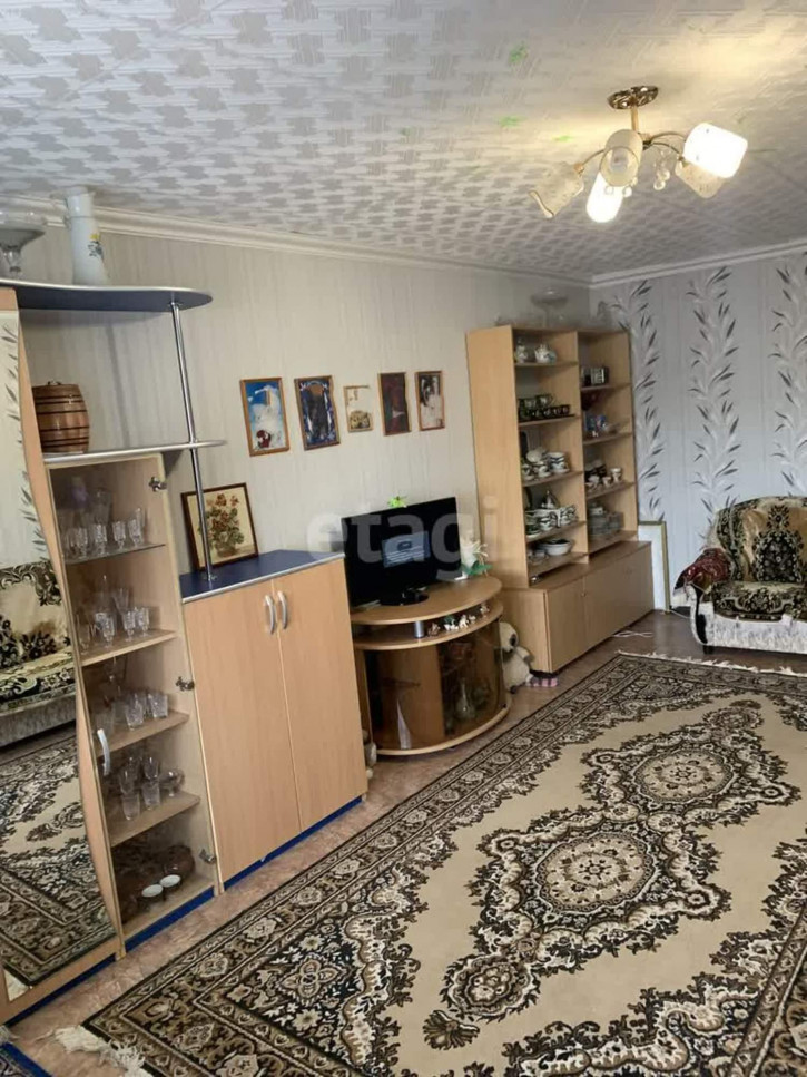 2-комн квартира Монтажников, 16