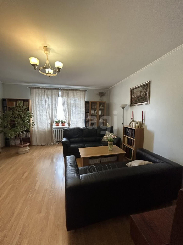 5-комн квартира Герцена, 86а