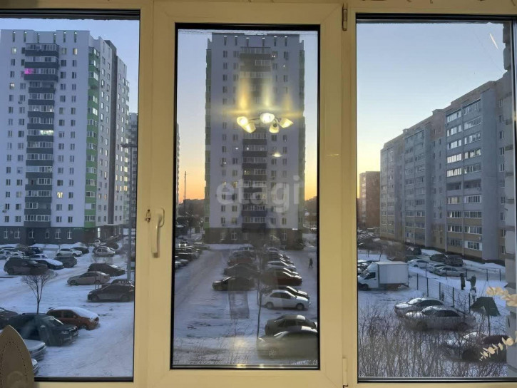 1-комн квартира Шишкова, 54