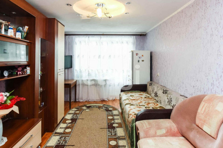 2-комн квартира Коммунаров, 7
