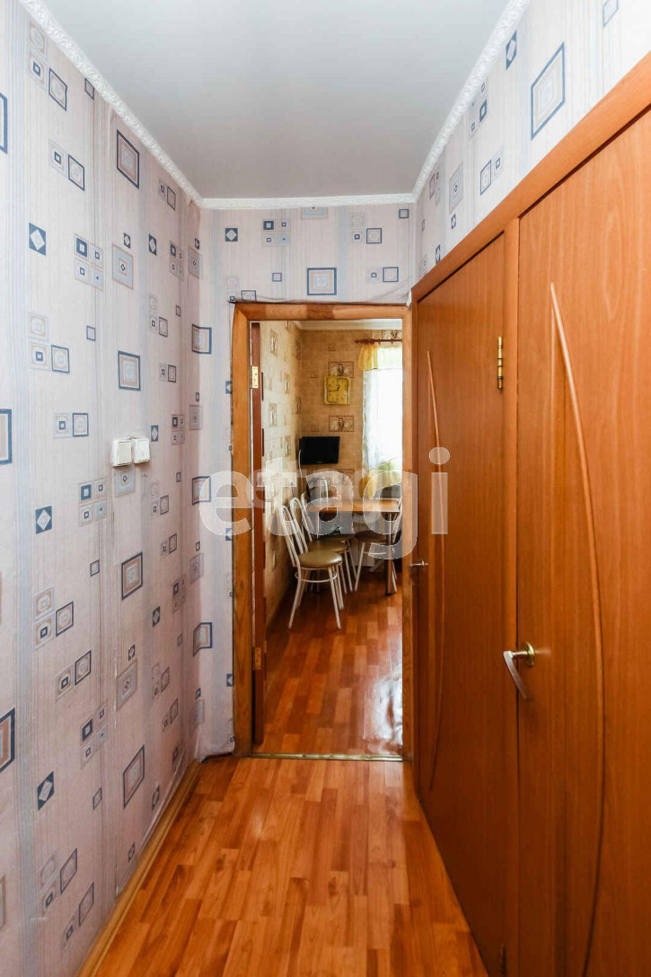 2-комн квартира Коммунаров, 7