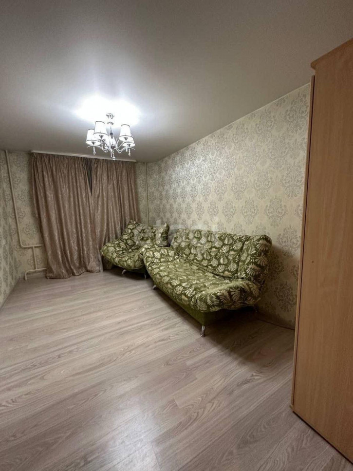 3-комн квартира Уральская, 53/5