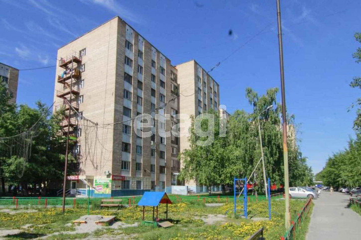 2-комн квартира Республики, 214