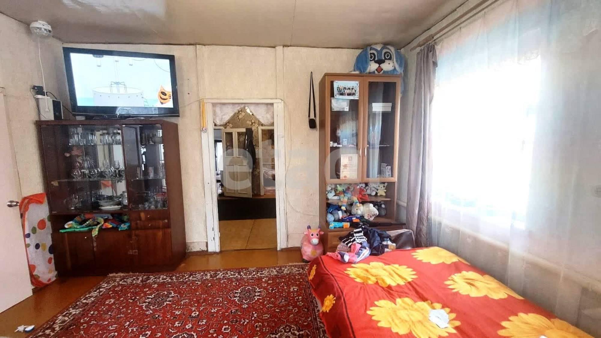 Купить дачу, дом, коттедж за 2 400 000 рублей на Центральная улица