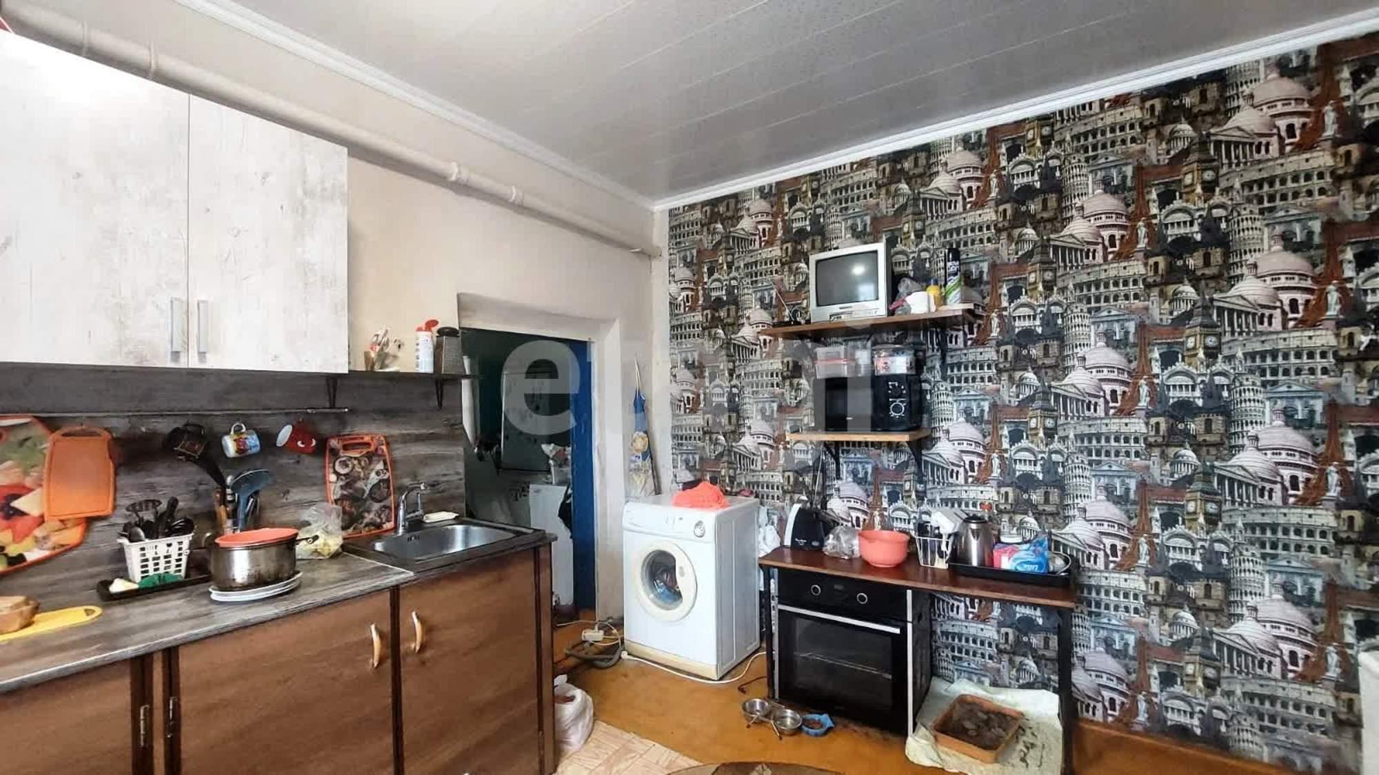 Купить дачу, дом, коттедж за 2 400 000 рублей на Центральная улица