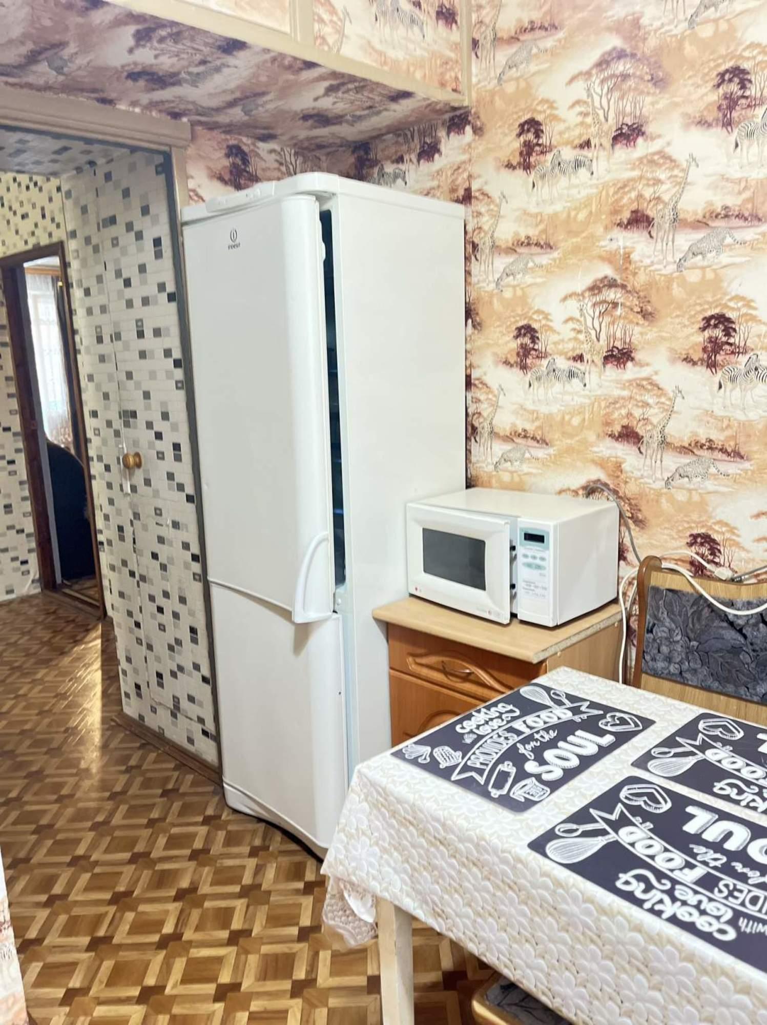 Сдать квартиру за 14 300 рублей на Металлургов улица, д.9