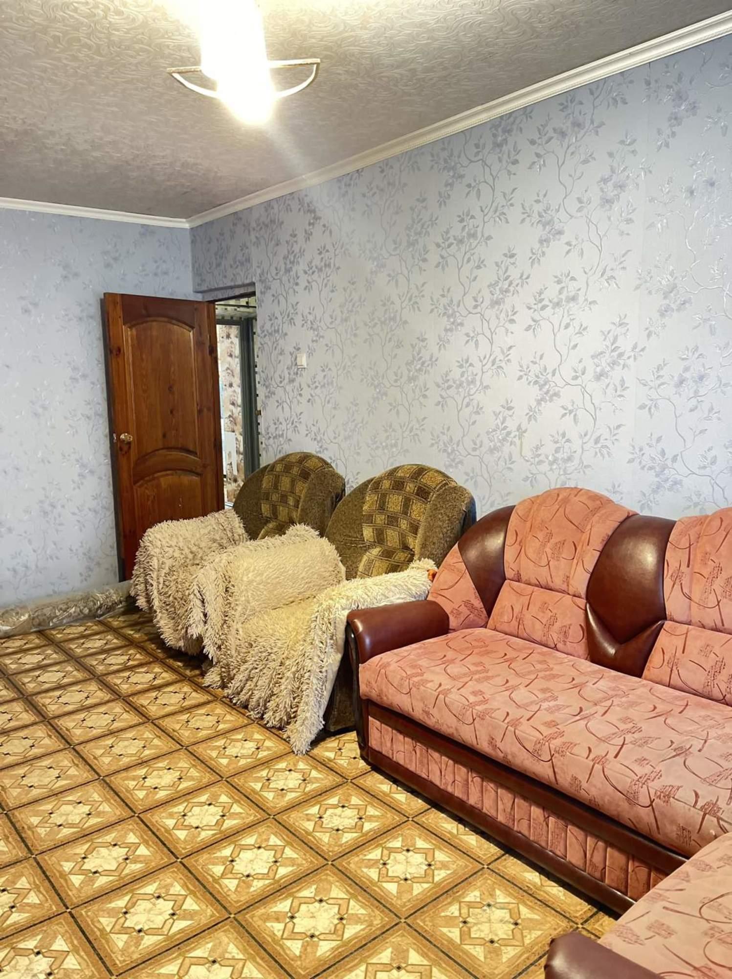 Сдать квартиру за 14 300 рублей на Металлургов улица, д.9