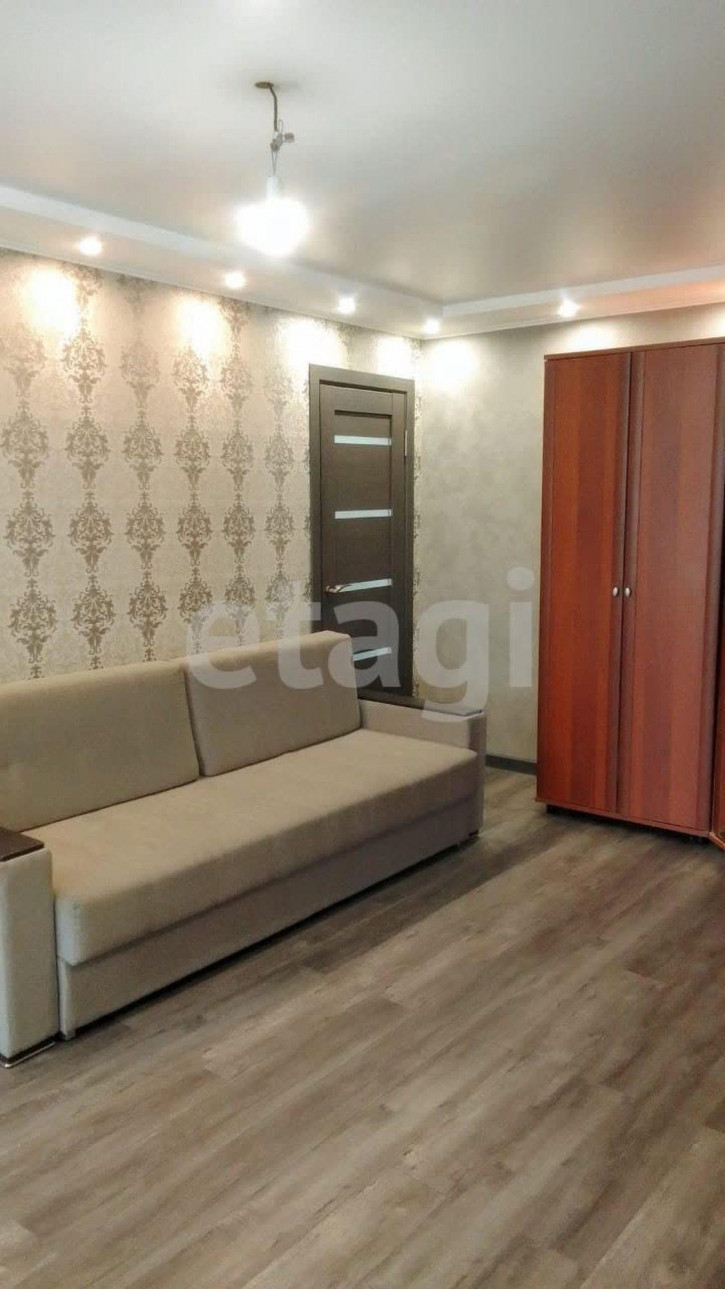 3-комн квартира улица Рылеева