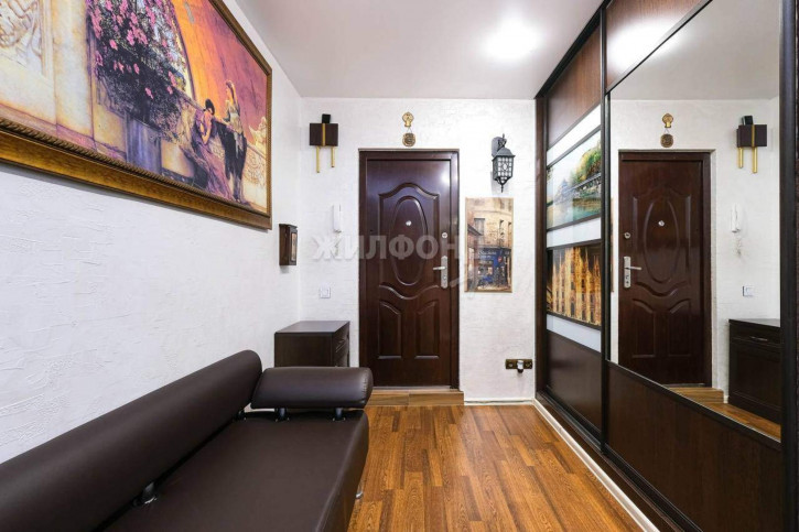 3-комн квартира Кропоткина улица, д.126