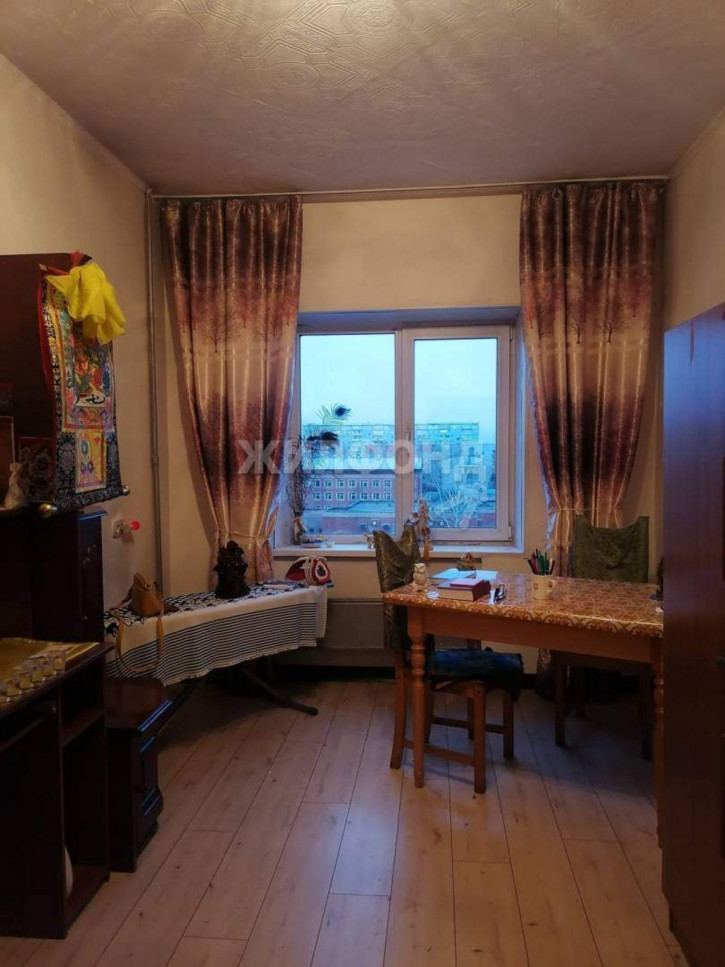 3-комн квартира Титова улица, д.35