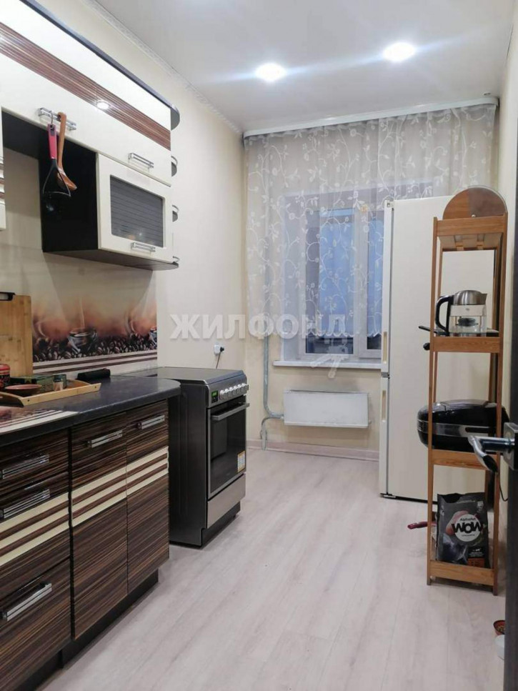 3-комн квартира Титова улица, д.35