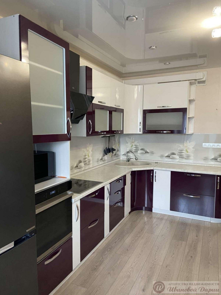 2-комн квартира Садовая улица, 337