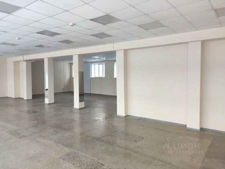 Торговое помещение Коммунистический пр-кт, 2,  д. 2