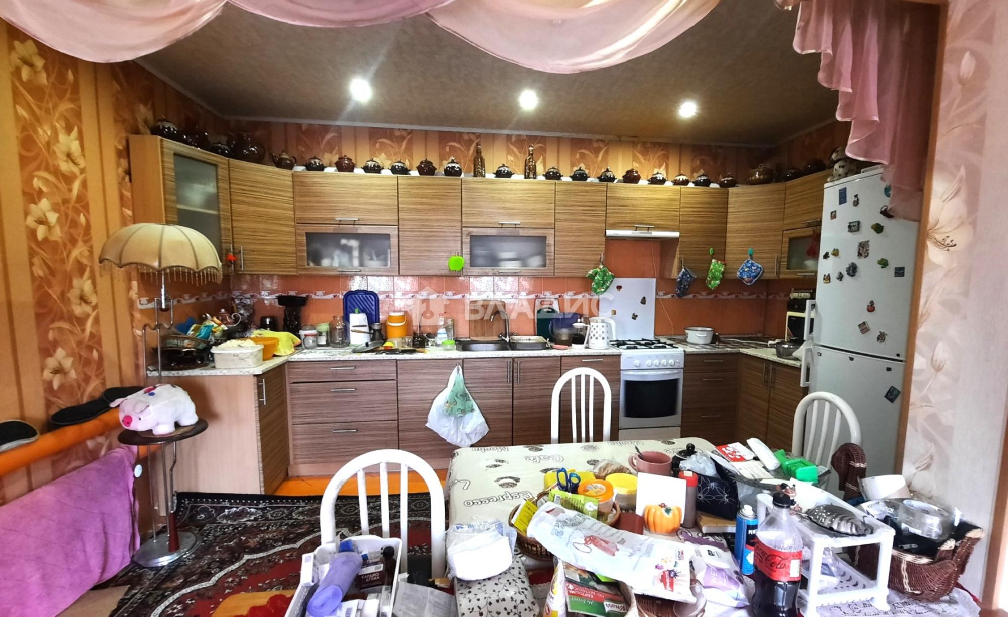 Купить дачу, дом, коттедж за 3 590 000 рублей на улица Жуковского