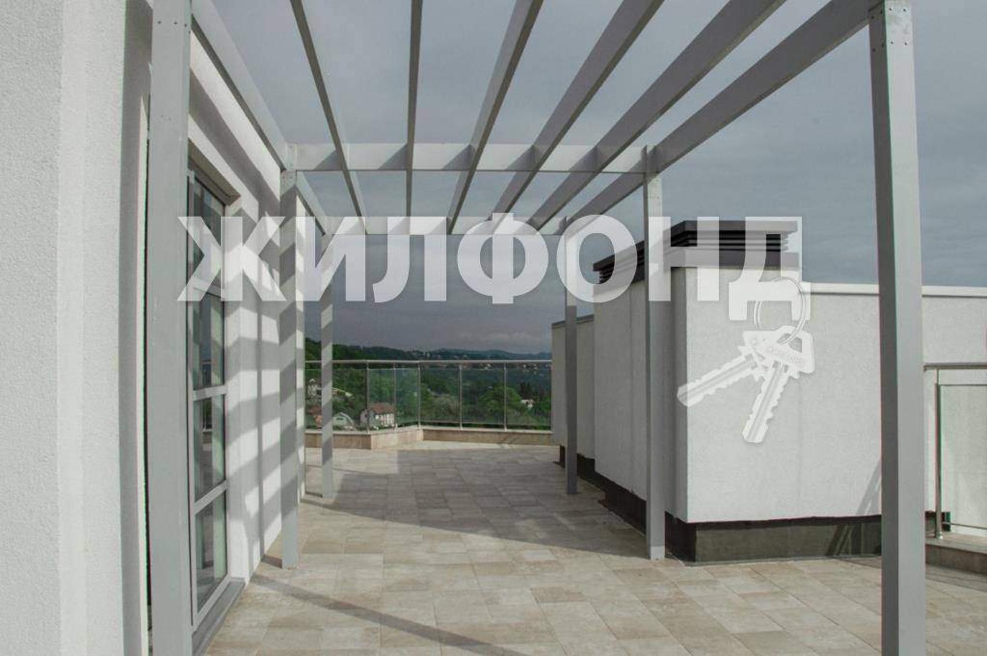 Купить дачу, дом, коттедж за 38 000 000 рублей на Шоссейная улица
