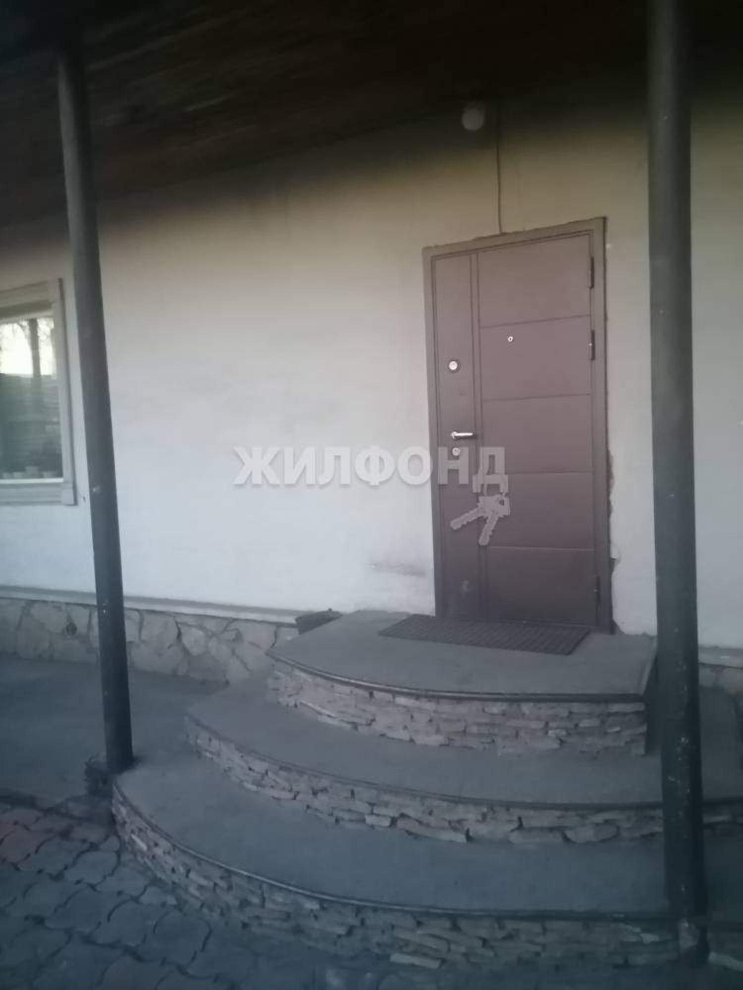 Купить дачу, дом, коттедж за 10 000 000 рублей на Рабочая улица
