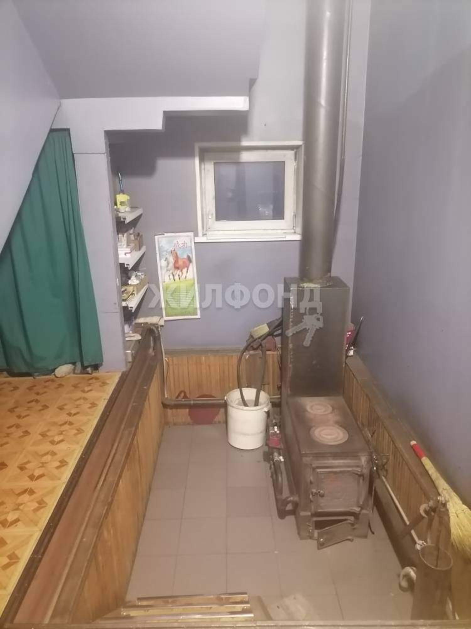 Купить дачу, дом, коттедж за 10 000 000 рублей на Рабочая улица