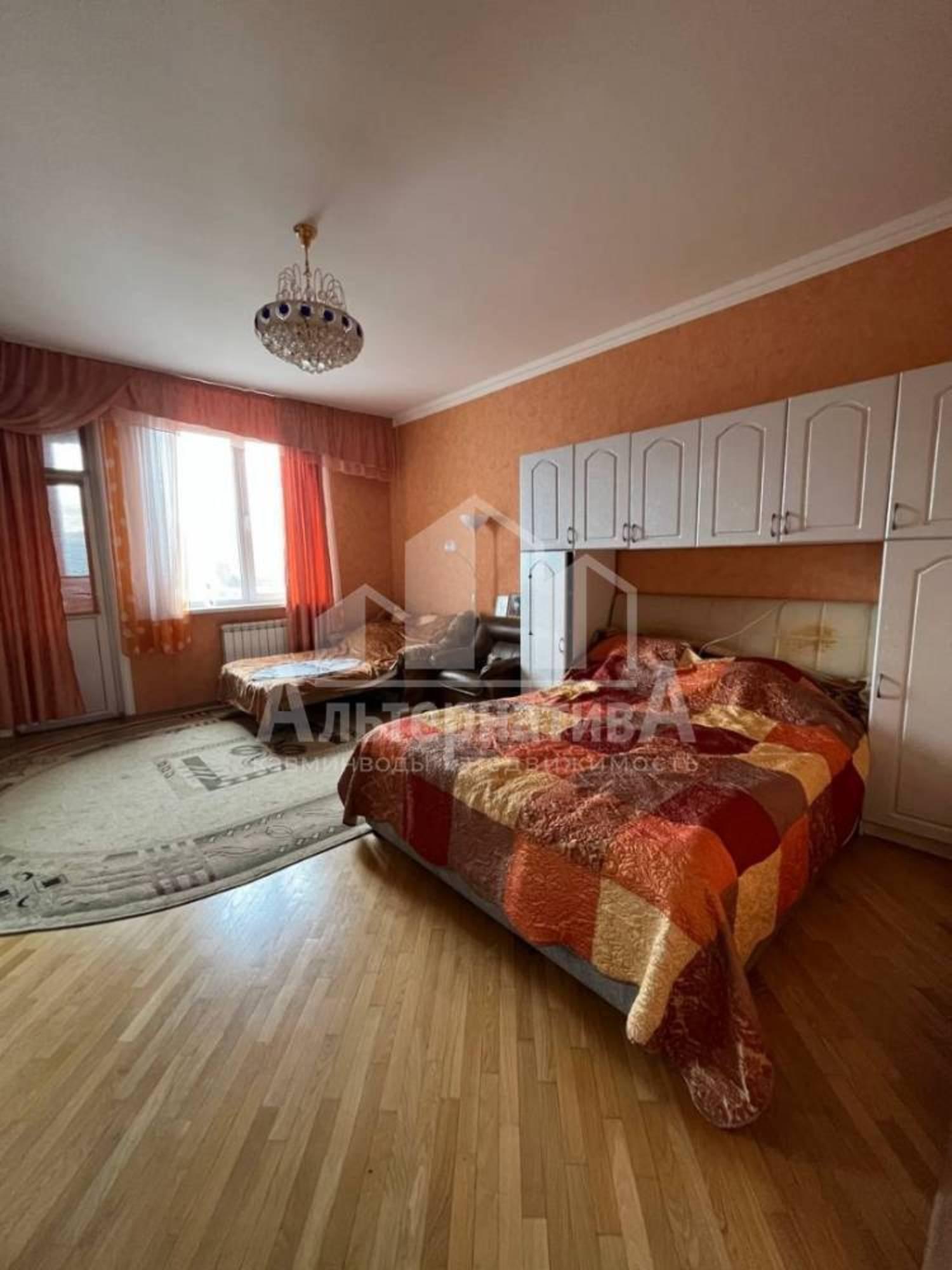 Купить квартиру за 12 500 000 рублей на Ленинградская ул.