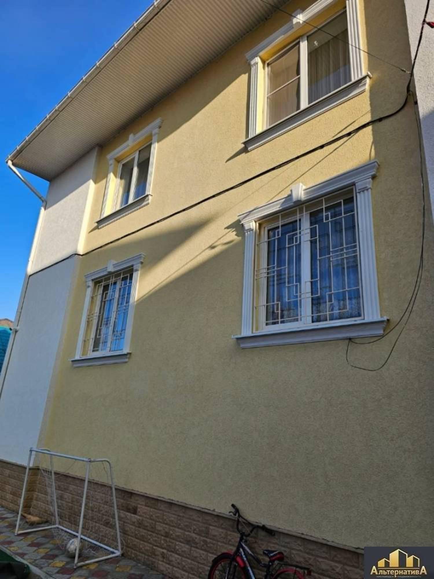 Купить дачу, дом, коттедж за 67 000 000 рублей на Замковая ул.