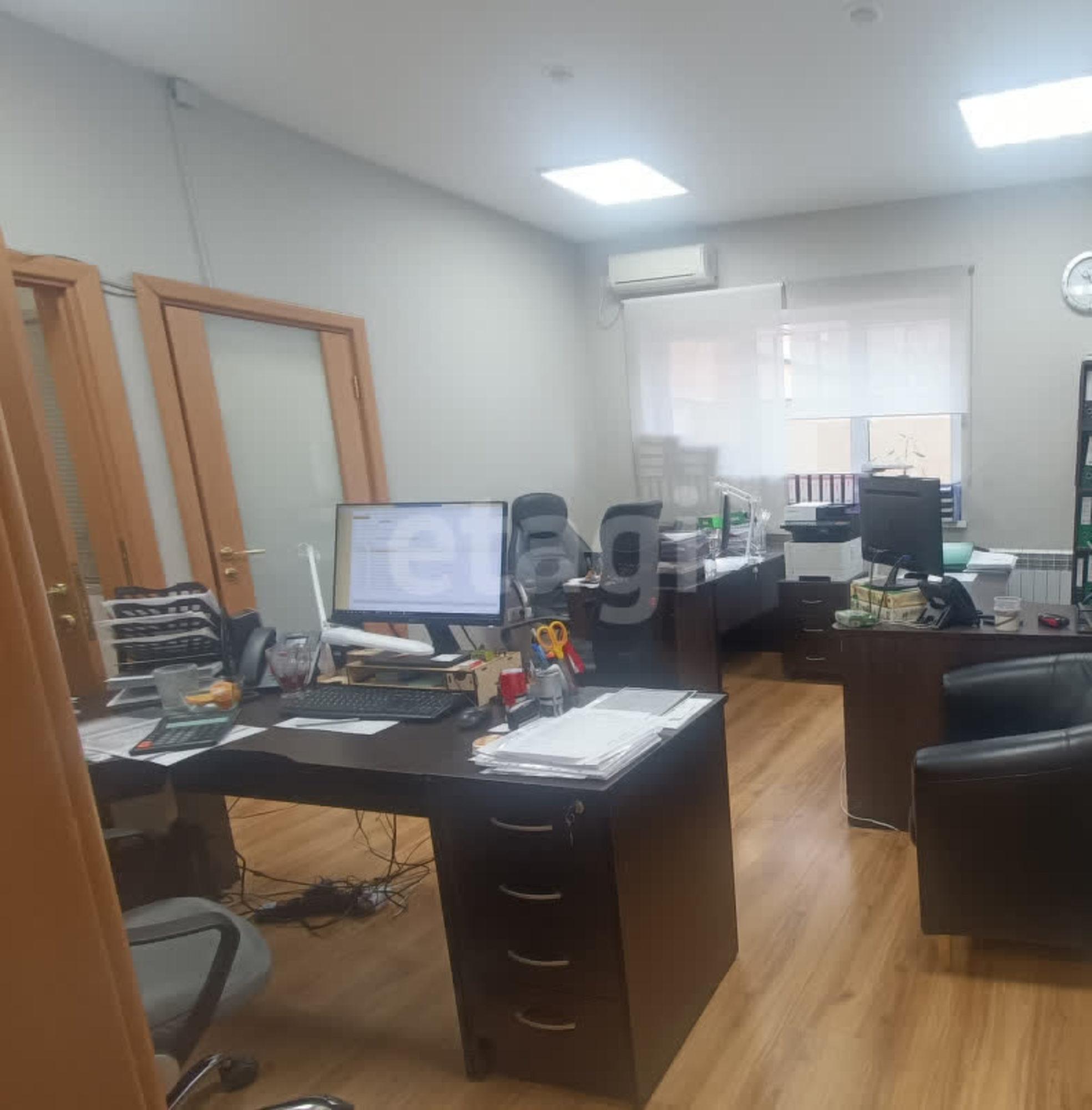 Сдать офис, помещение под офис за 135 000 рублей на Екатеринбург