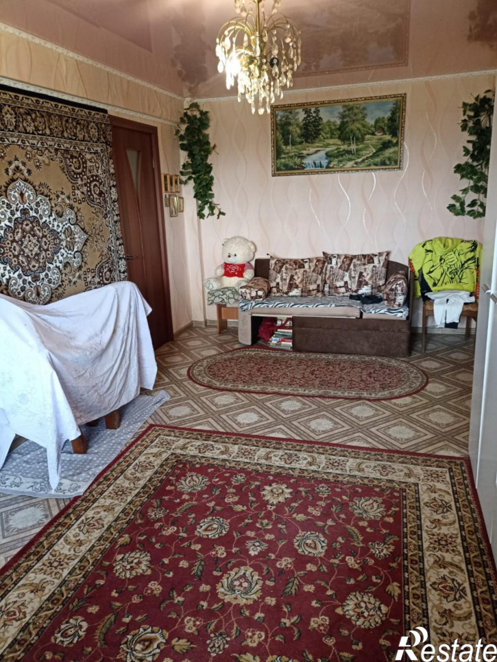 3-комн квартира Металлургов ул., 83