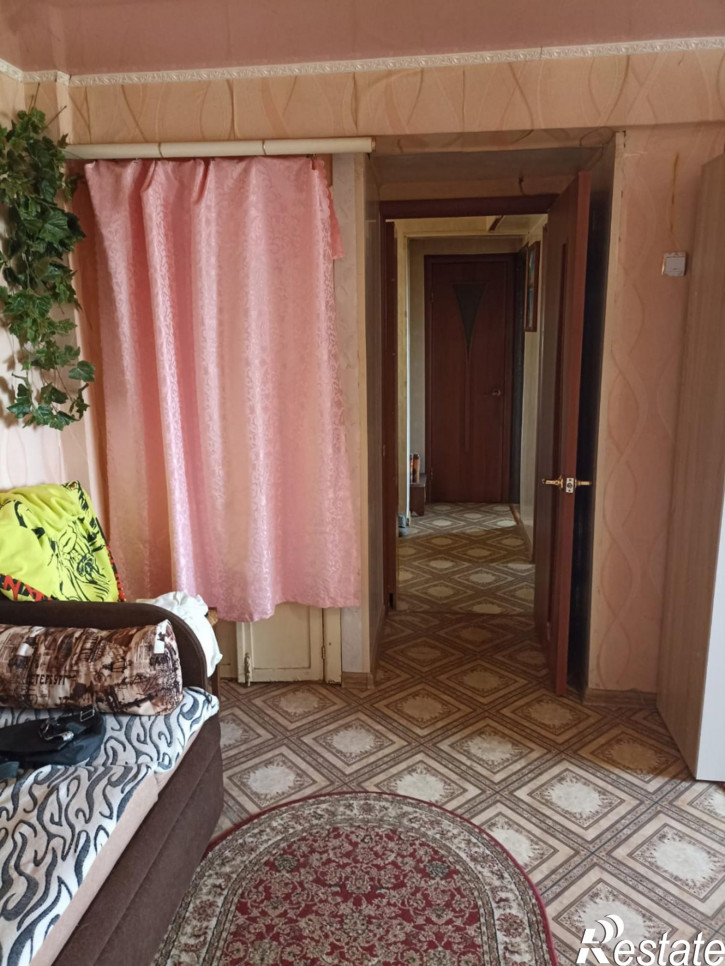3-комн квартира Металлургов ул., 83
