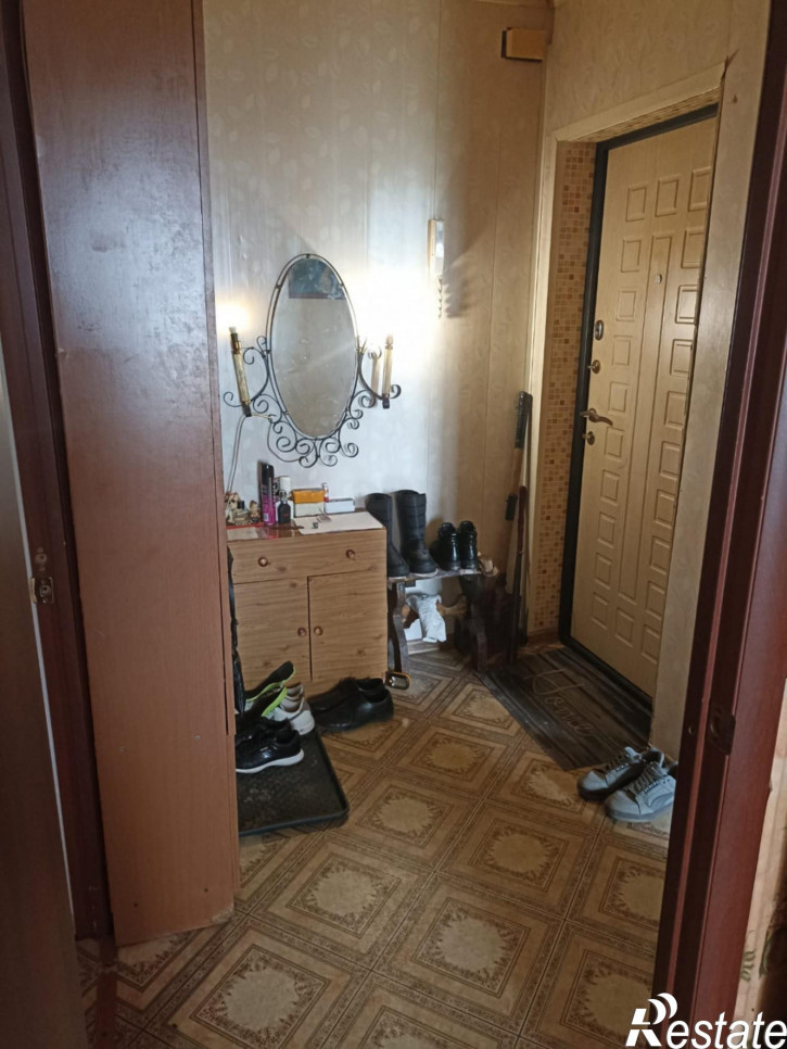 3-комн квартира Металлургов ул., 83