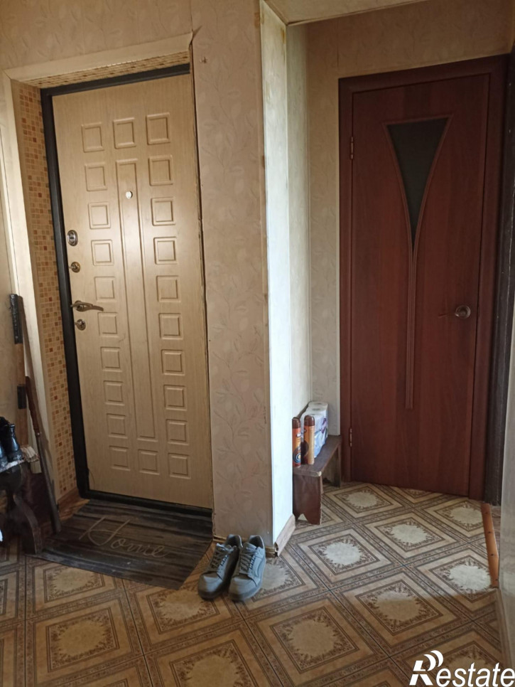 3-комн квартира Металлургов ул., 83