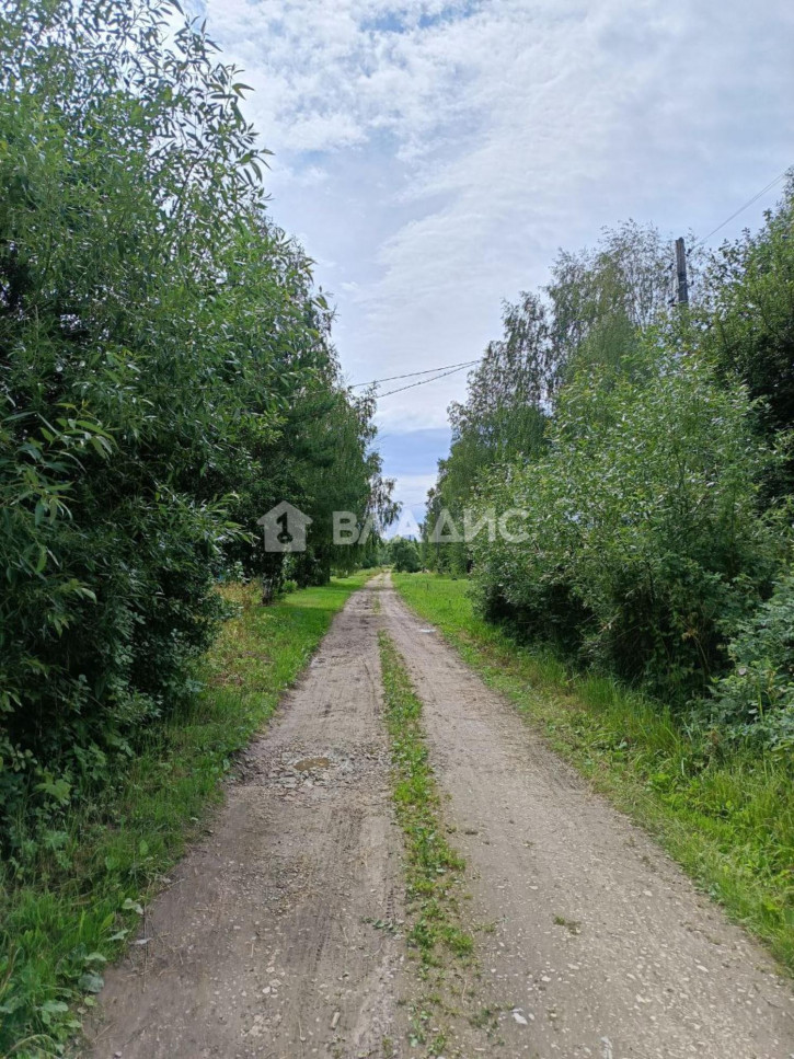 Земельный участок