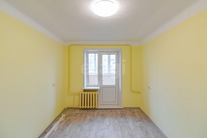 3-комн квартира улица Щетинина, 64а