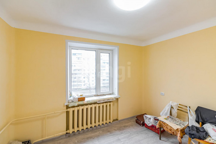 3-комн квартира улица Щетинина, 64а