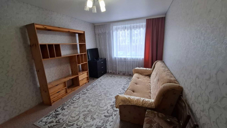 1-комн квартира Испытателей ул, 21