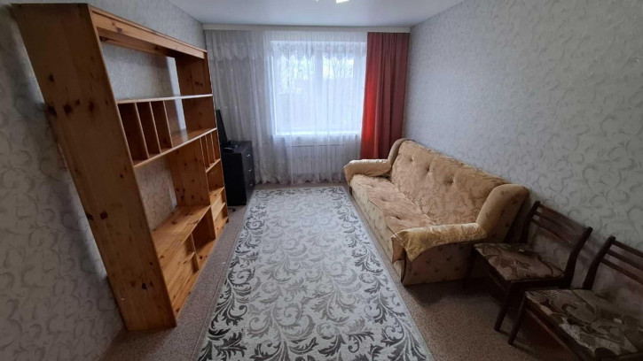 1-комн квартира Испытателей ул, 21