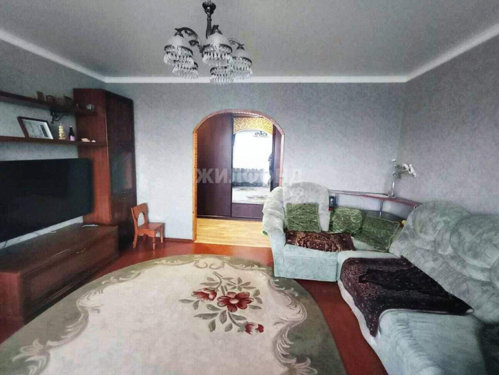 3-комн квартира 4-ый квартал, д.14