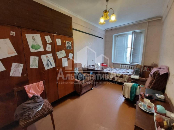 3-комн квартира Героев Медиков ул.