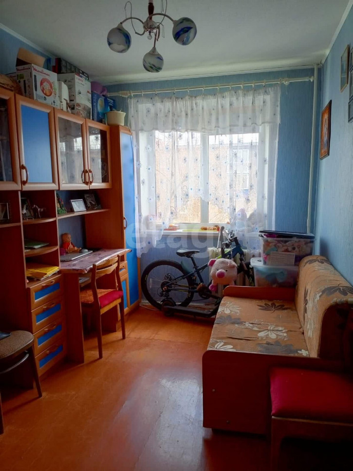 4-комн квартира Военный городок 14-й, 82