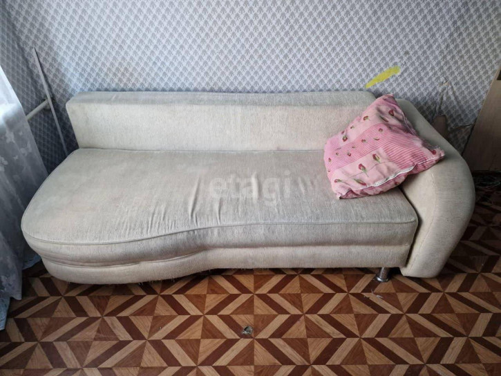 Комната Челюскинцев 3-я, 99