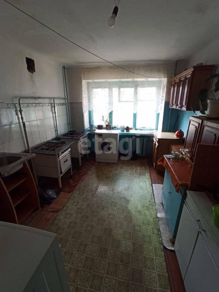 Комната Челюскинцев 3-я, 99