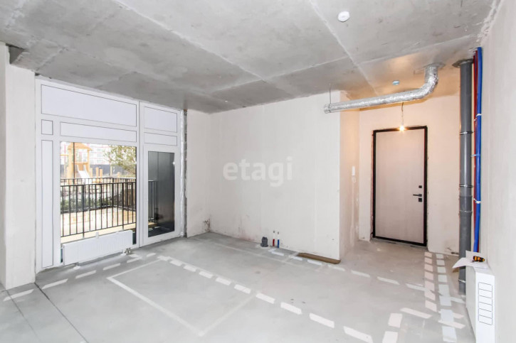 3-комн квартира Газовиков, 40