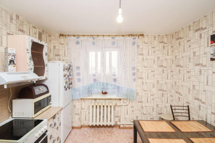 2-комн квартира Избышева, 6