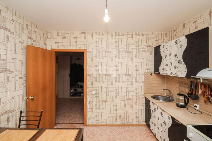 2-комн квартира Избышева, 6
