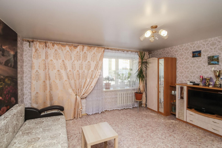 2-комн квартира Избышева, 6