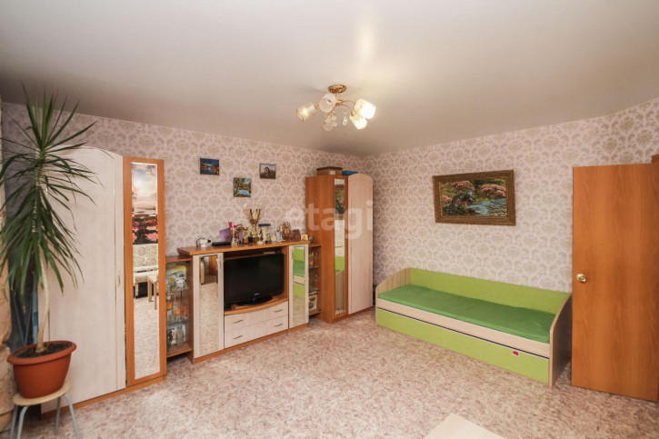 2-комн квартира Избышева, 6