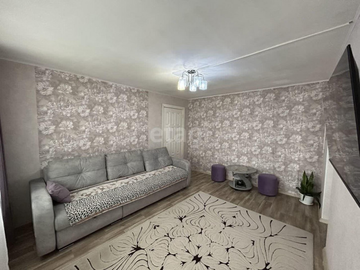 2-комн квартира Колхозная, 22