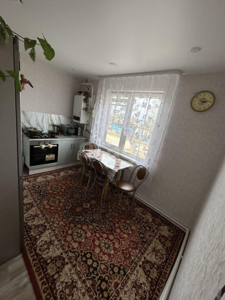 2-комн квартира Колхозная, 22