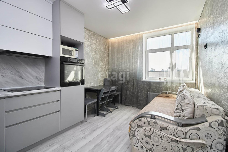 2-комн квартира Тимофея Чаркова, 87